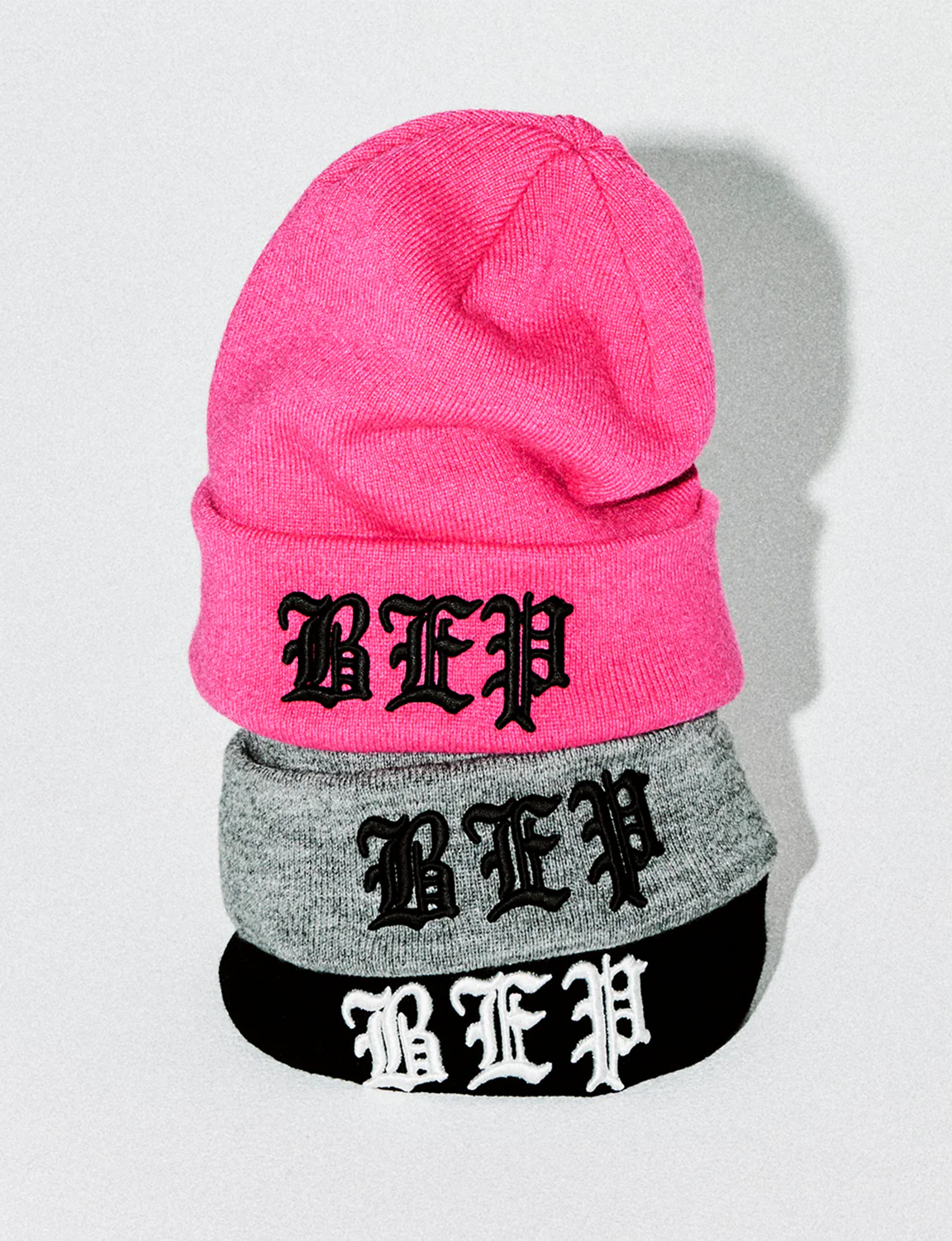 3 LETTER OE BEANIE