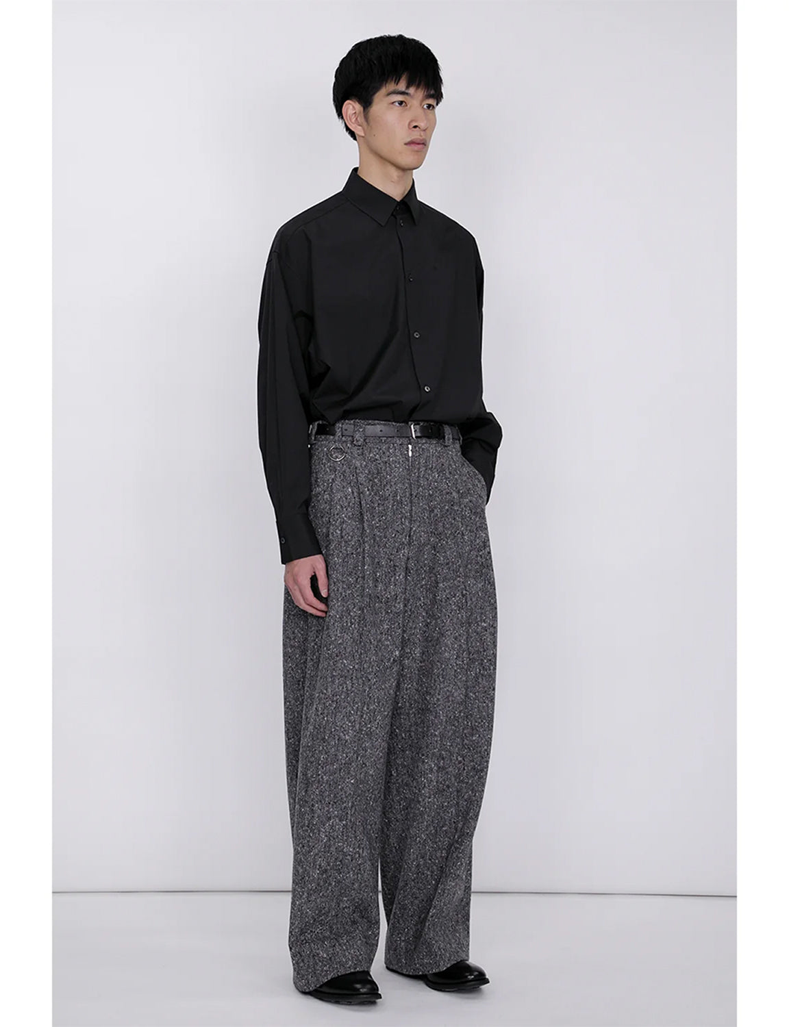 Extra Volumed Tapered Pants / tweed