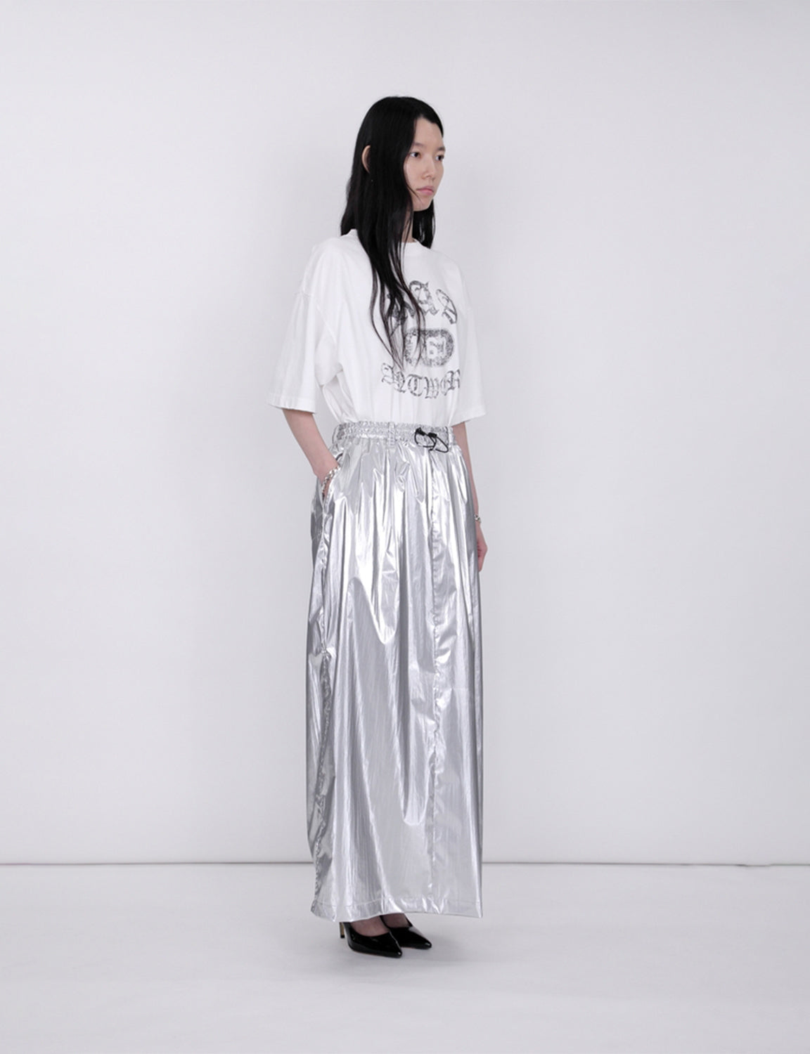 Back Slit Skirt / silver