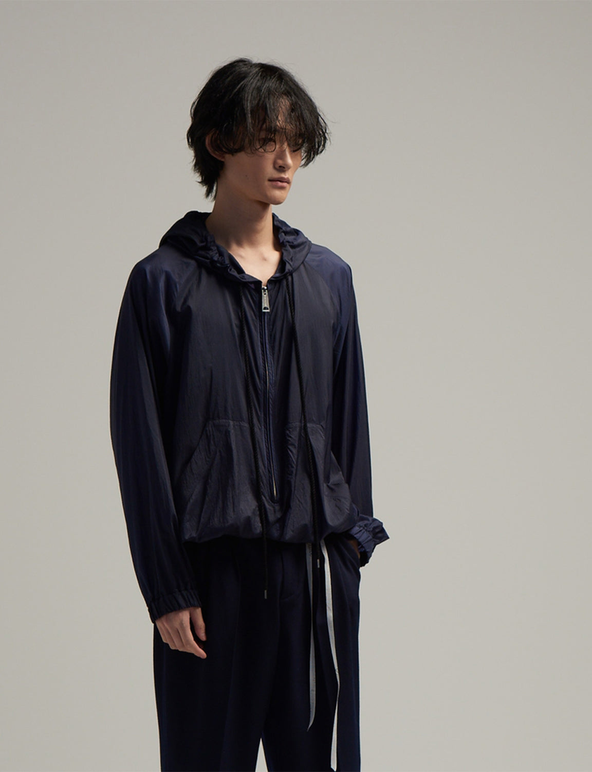 No specs – Navy