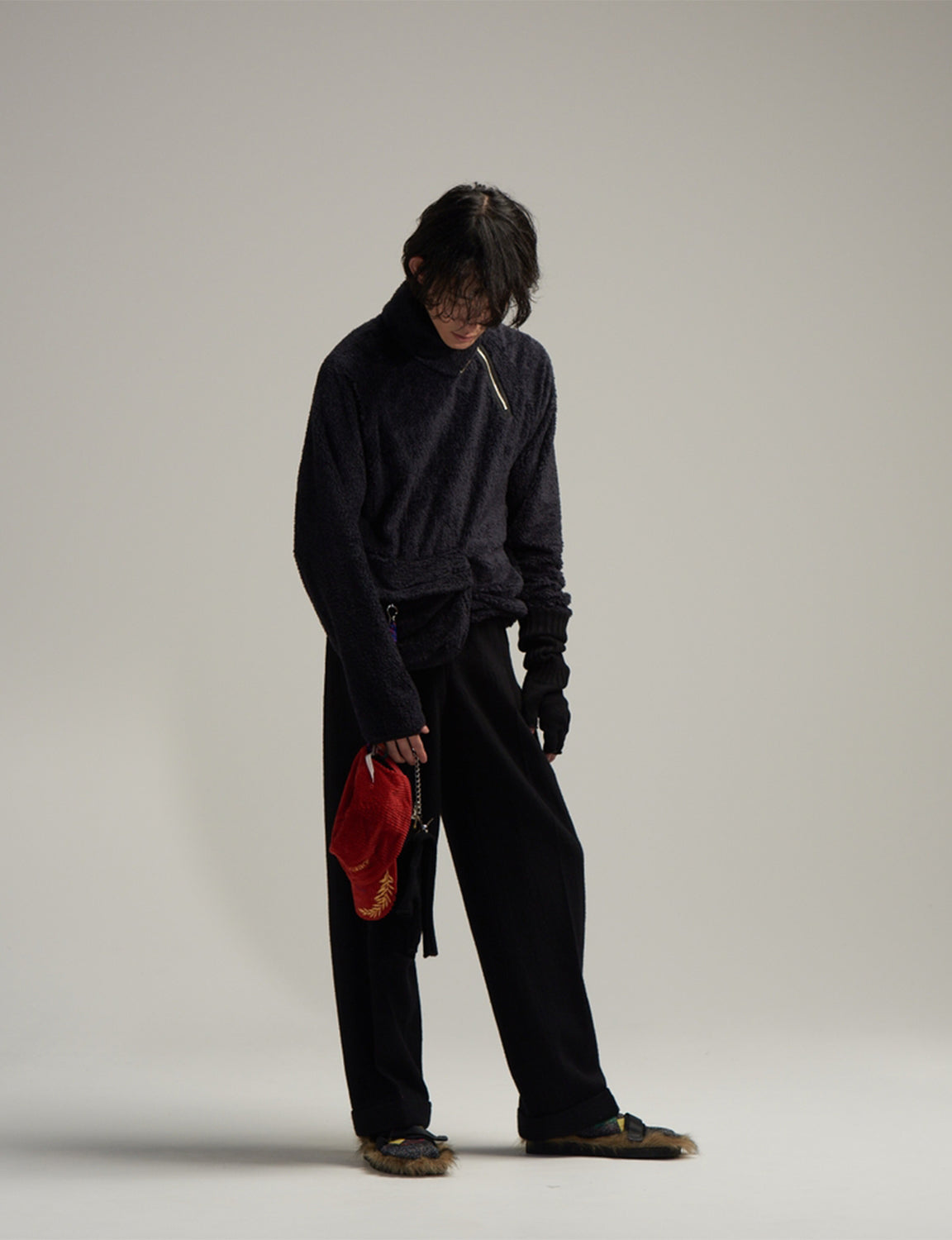 (AE)-Three – Black