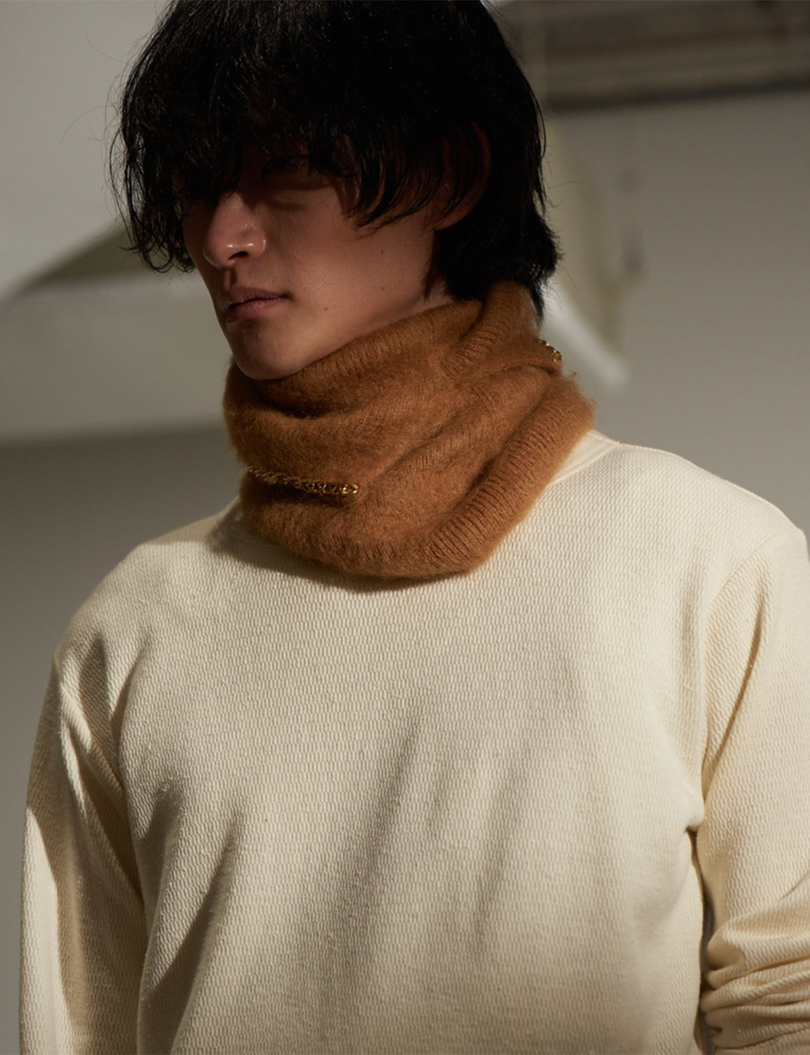 C-neck – Brown