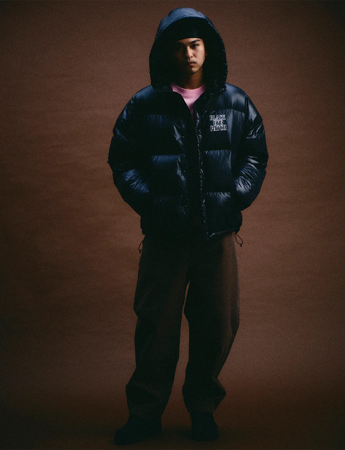 STENCIL LOGO HOODED DOWN JACKET