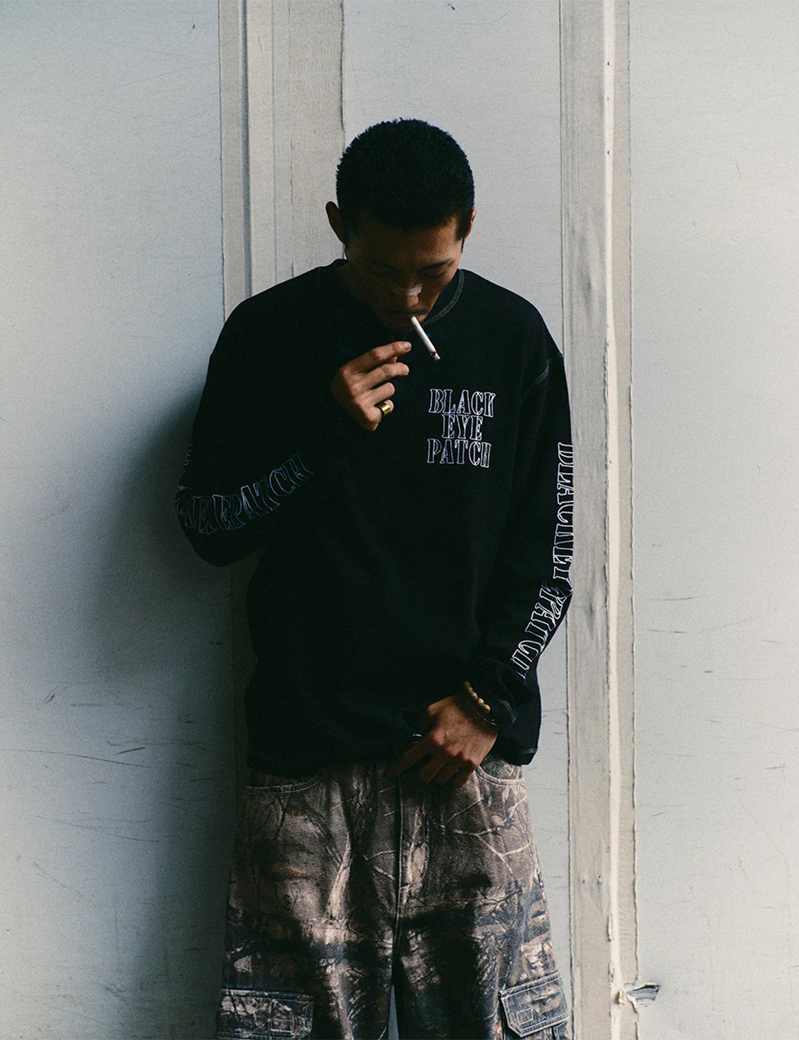 STENCIL LOGO HENLEY NECK L/S TEE