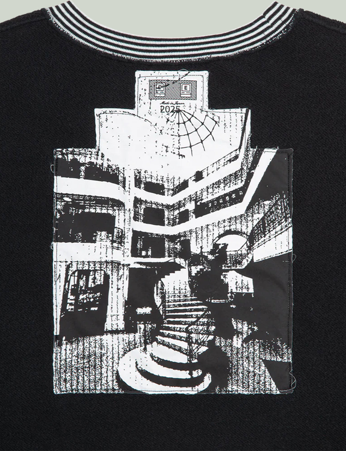 LIPS DISPLAY CREW NECK