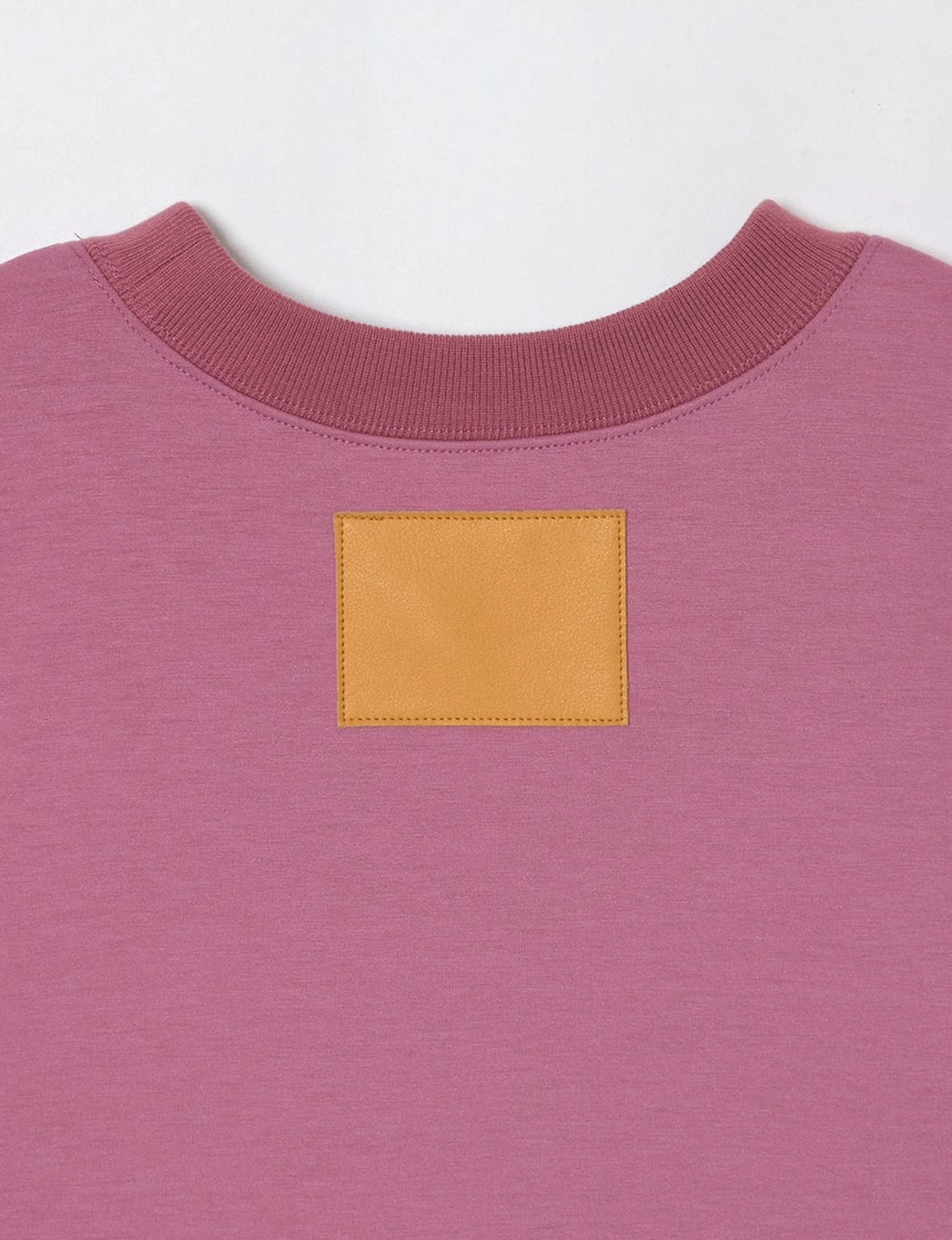SWAET SLEEVELESS TOP
