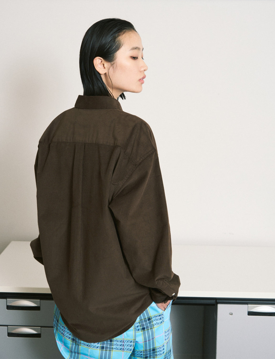 FLOATING HEART CORD SHIRT – BROWN