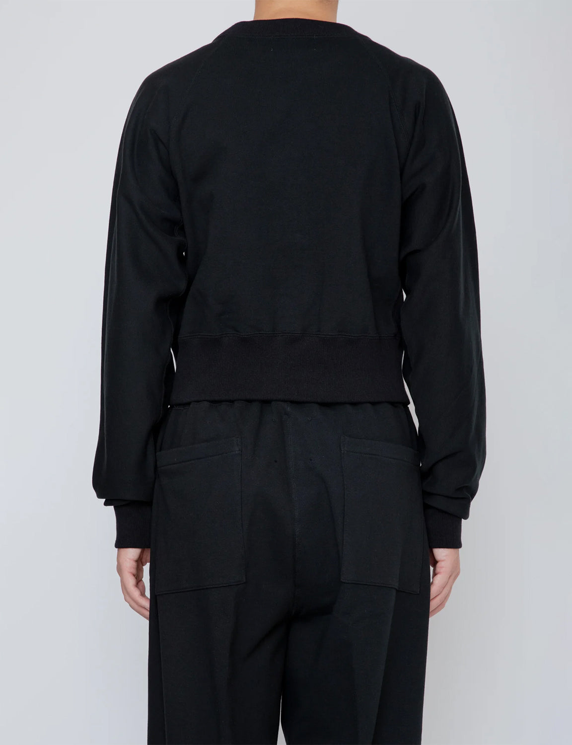 ONE-SIDE KIMONO SLEEVE SWEATSHIRT_TIGHT FIT / BLACK