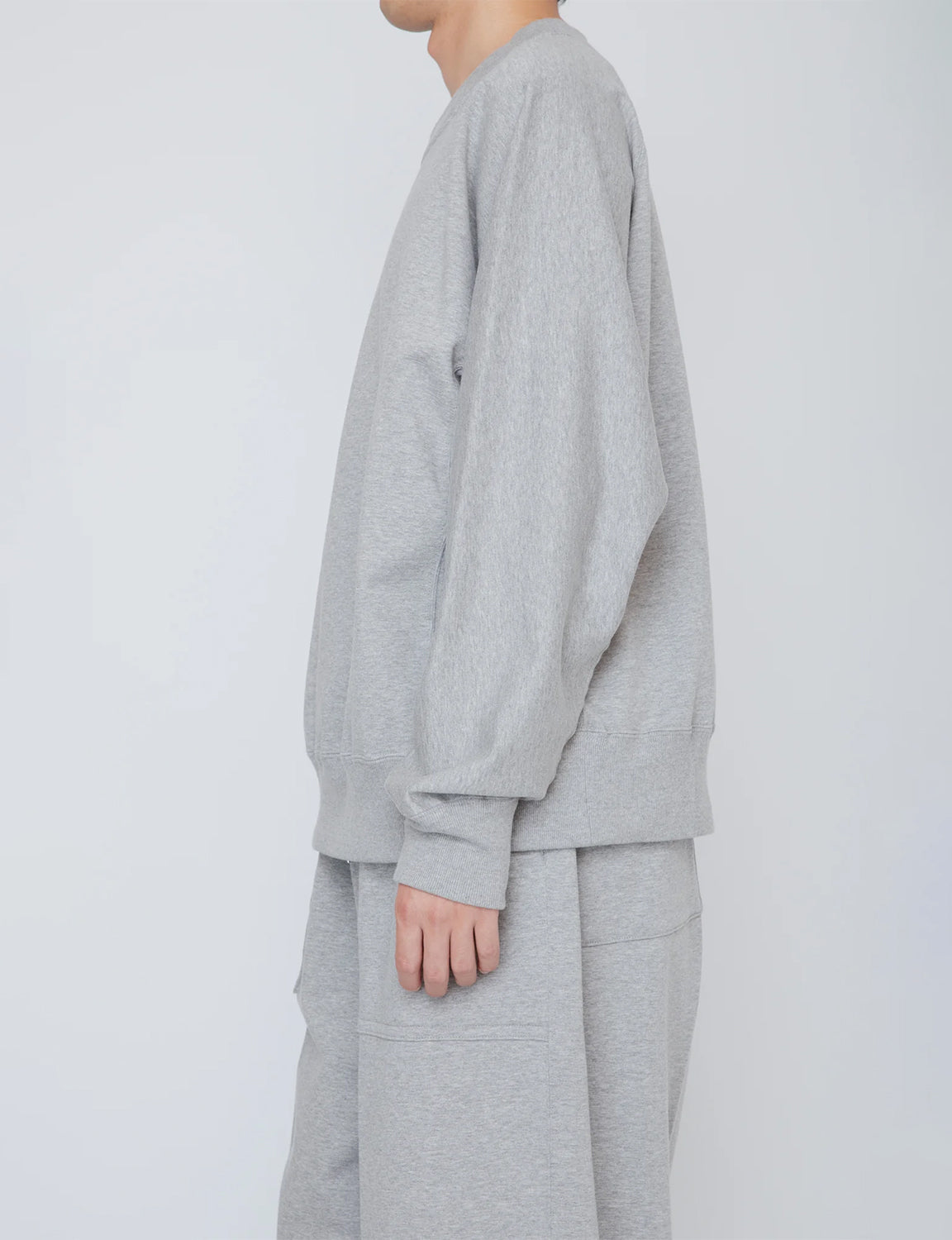 ONE-SIDE KIMONO SLEEVE SWEATSHIRT_LOOSE FIT / TOP GRAY