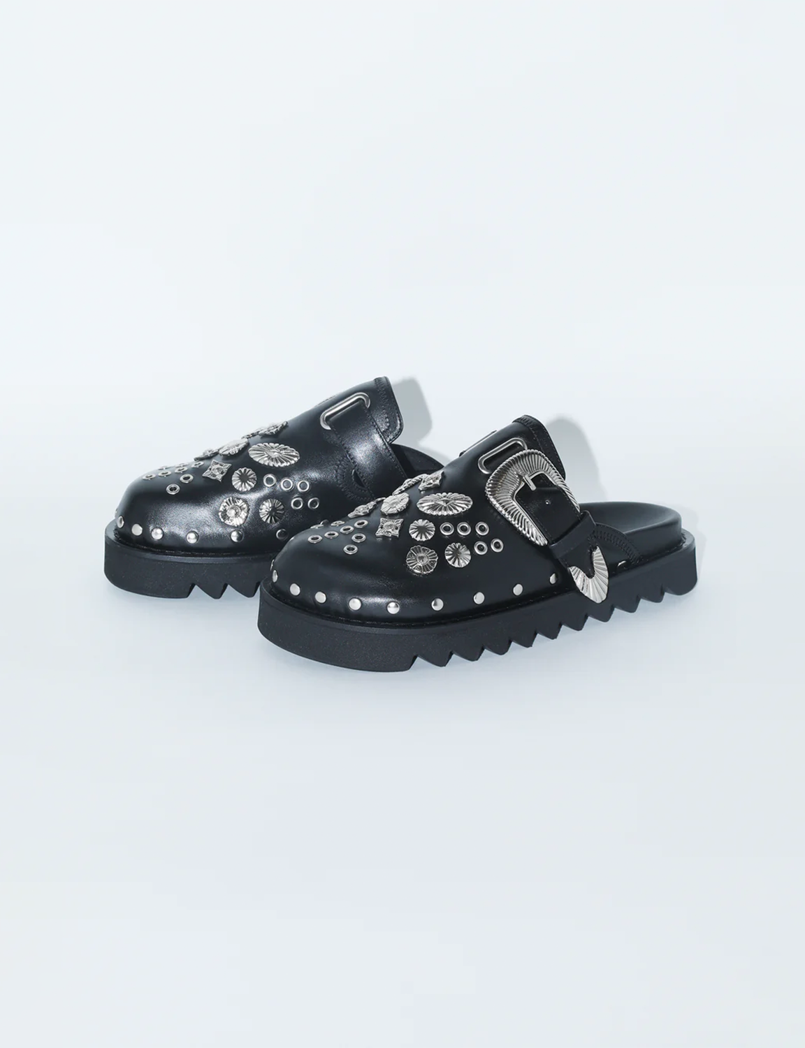 EYELET METAL SABOT(WOMEN)