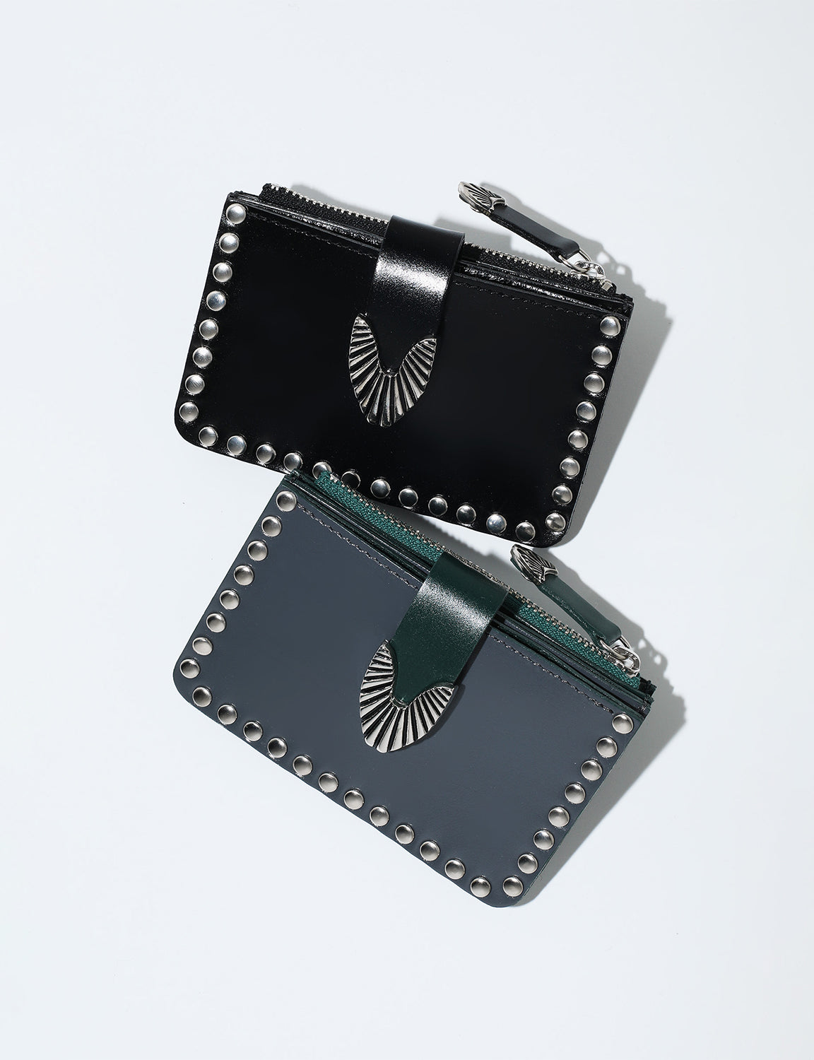 LEATHER WALLET STUDS