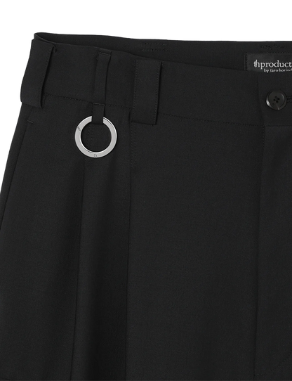 Wide Cargo Shorts / gray stripe