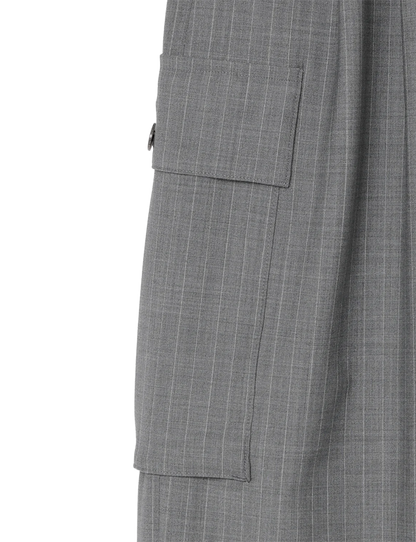 Wide Cargo Shorts / gray stripe