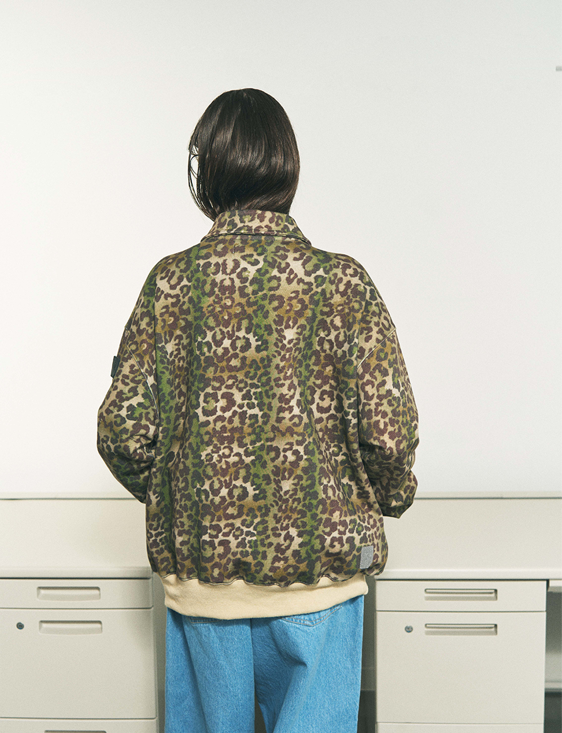 HALF-ZIP COLLAR SWEATSHIRT LEOPARD