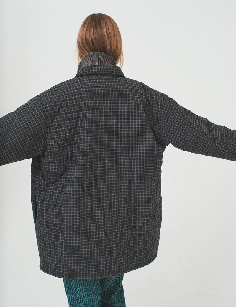 padded jacket / gray