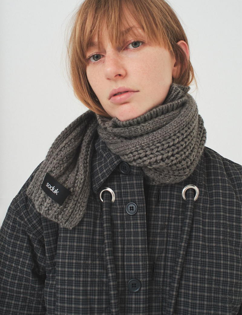 padded jacket / gray