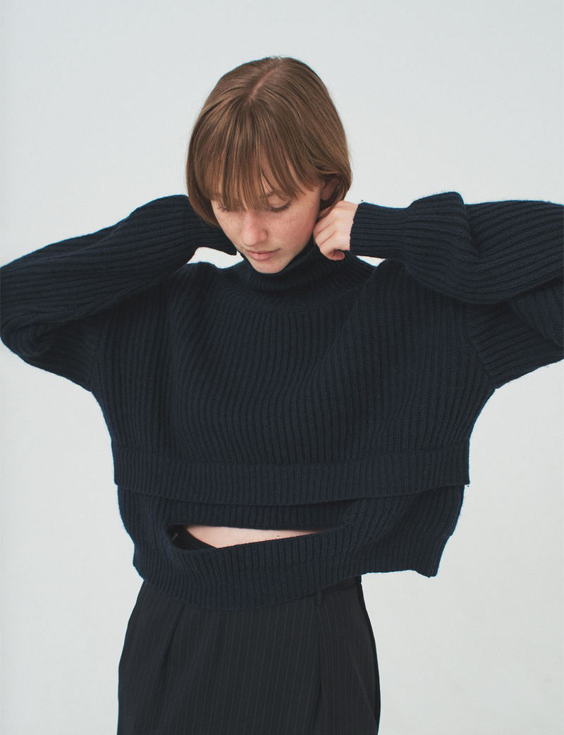 hole knit / navy