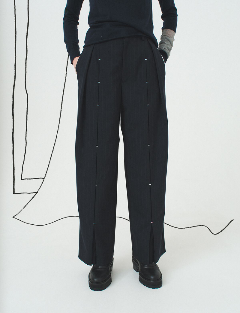 slit trousers / navy