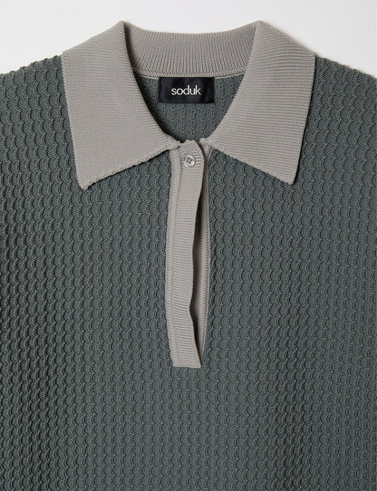 knit polo top / gray