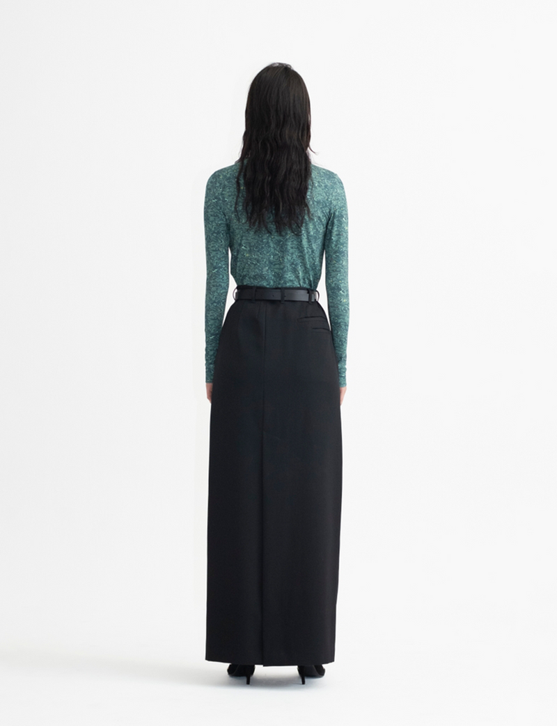 Back Open Skirt / black