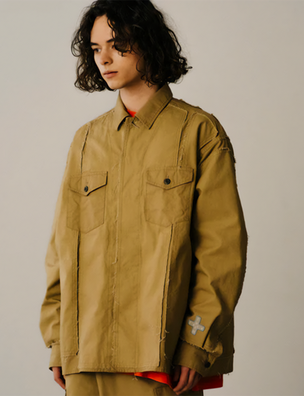 DECONSTRUCTED MILITARY SHIRT