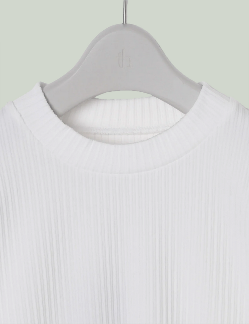 Pleats Knitted Tee / white