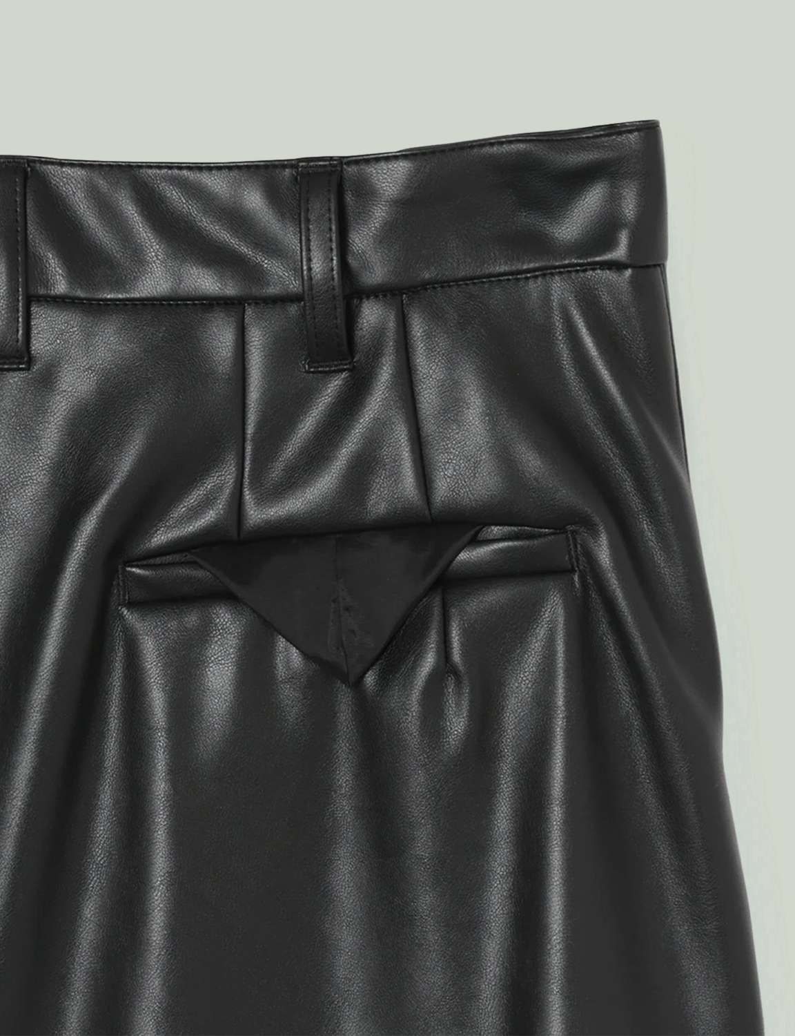 Back Open Skirt / black
