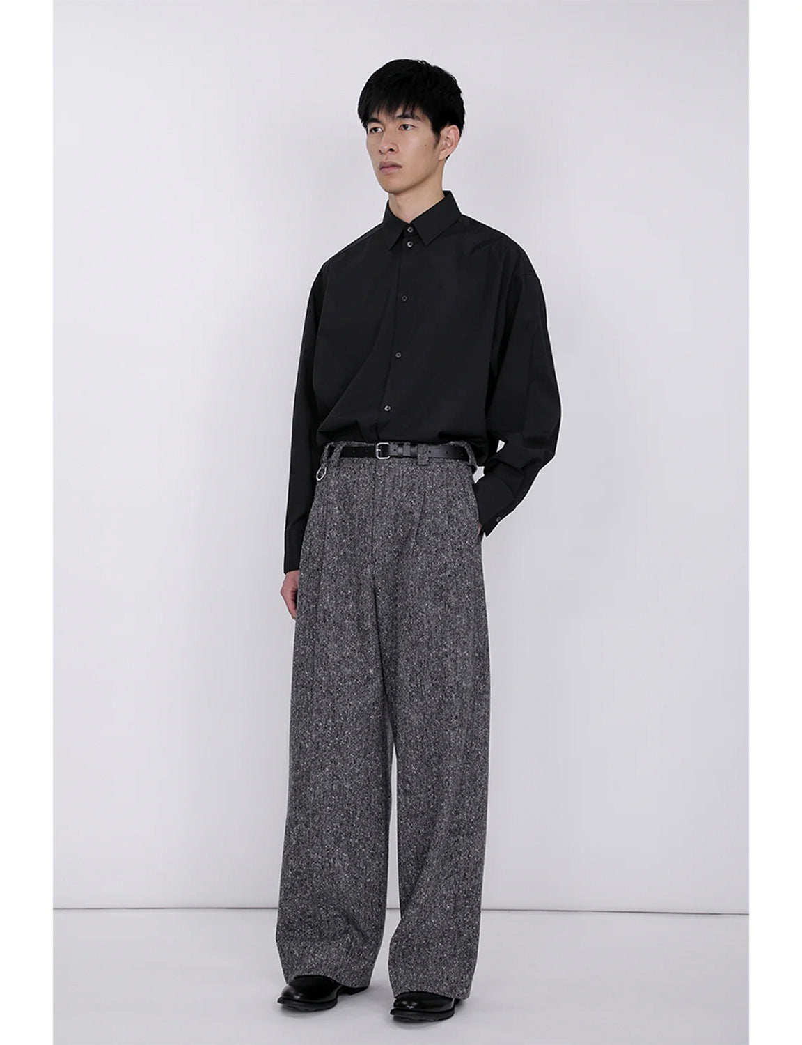 Extra Volumed Tapered Pants / tweed