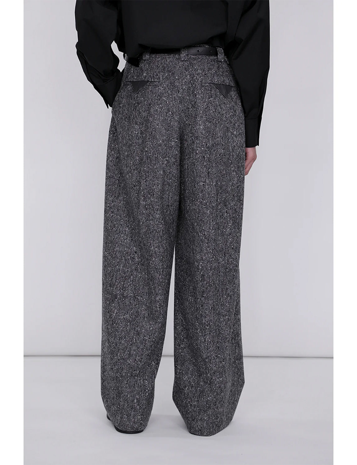Extra Volumed Tapered Pants / tweed