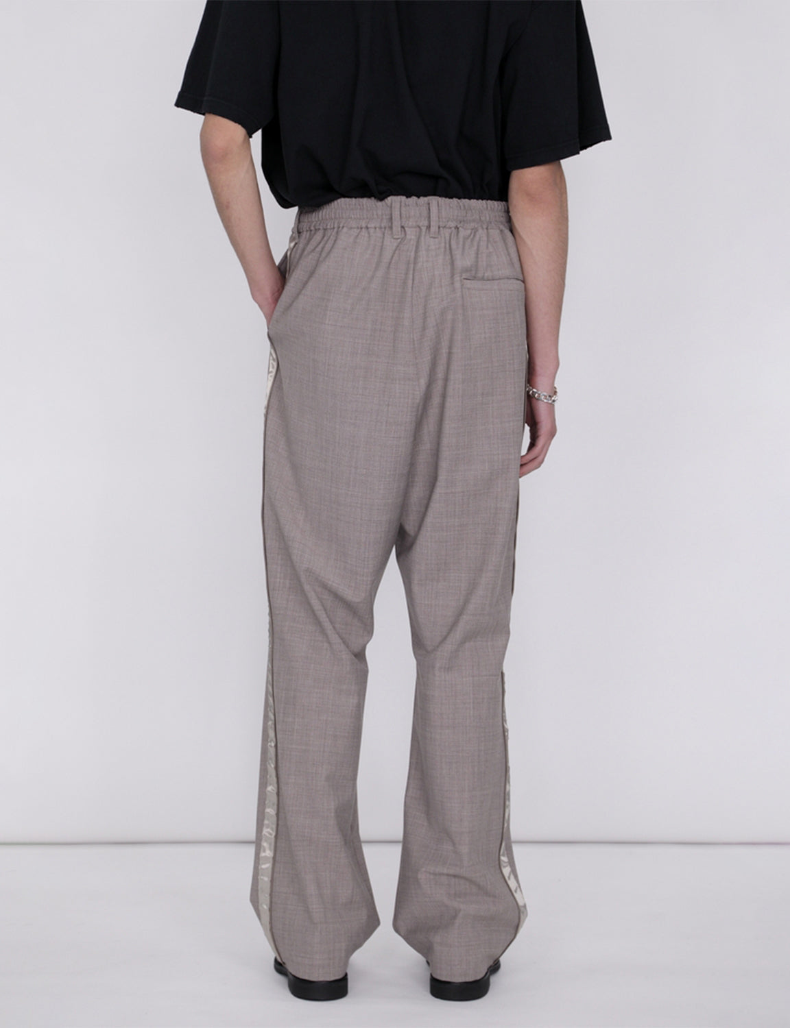 Side Stripe Pants / beige