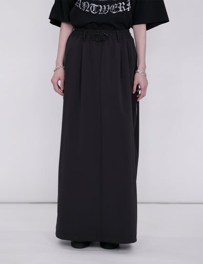 Back Slit Skirt / black