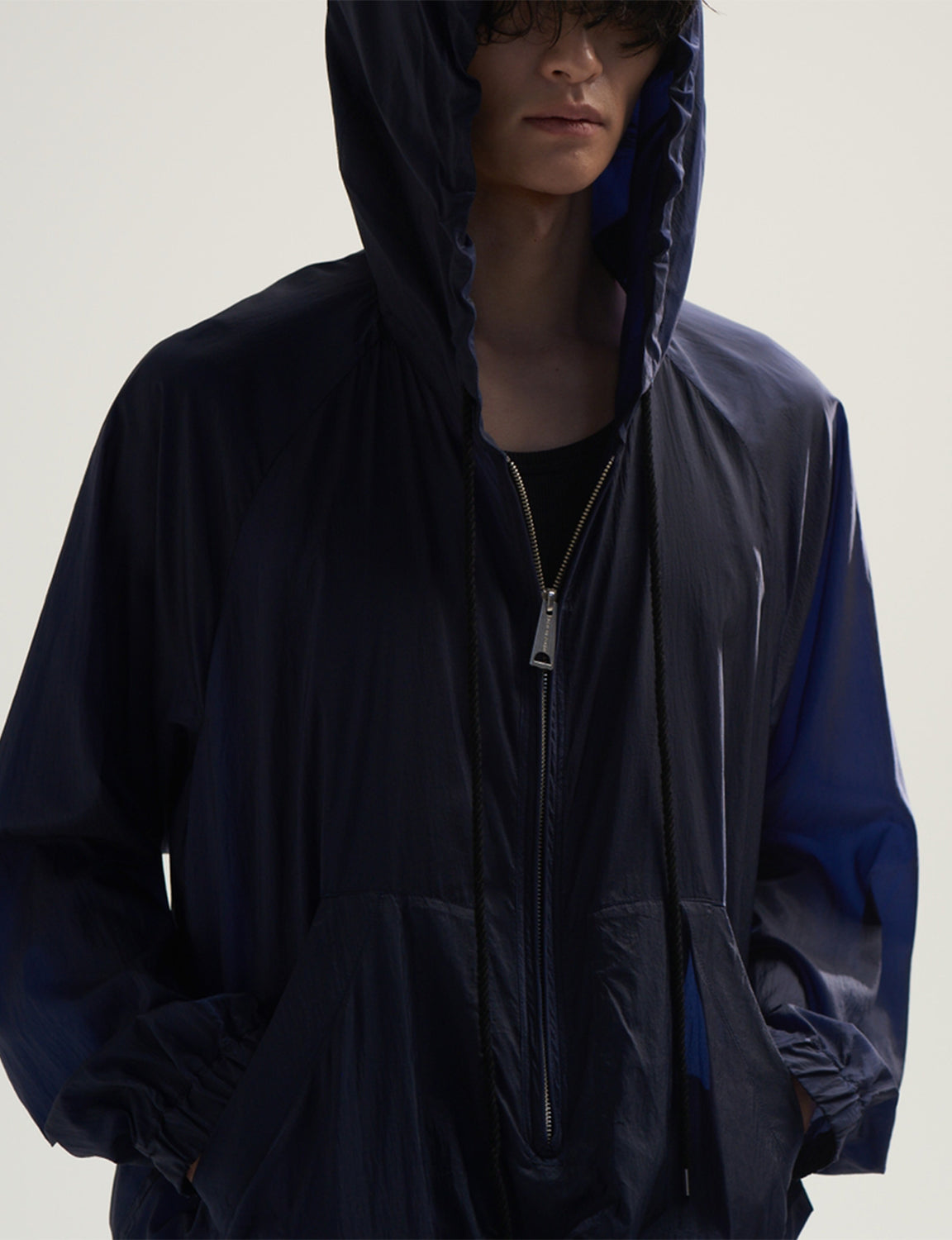 No specs – Navy