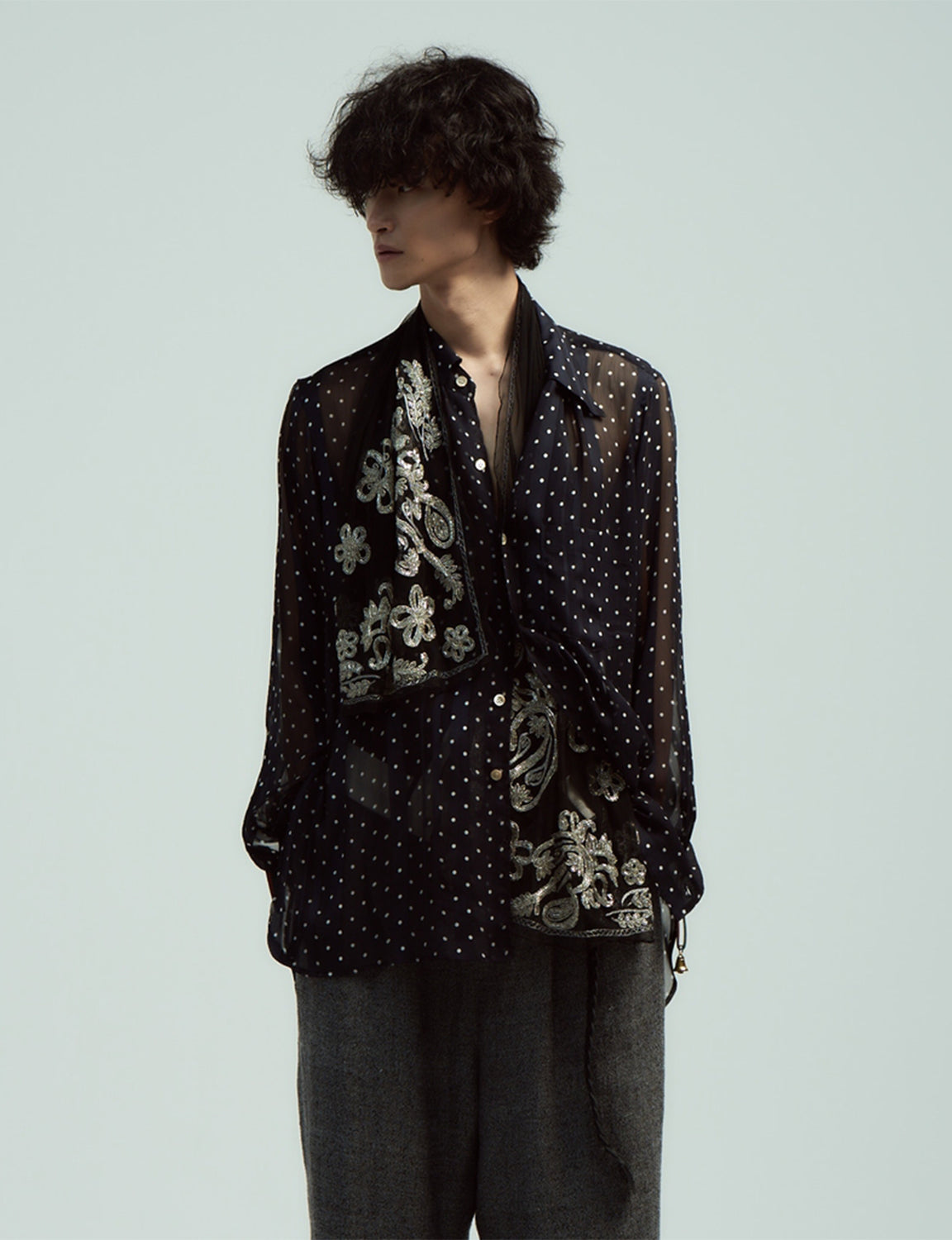 Head or neck – Black