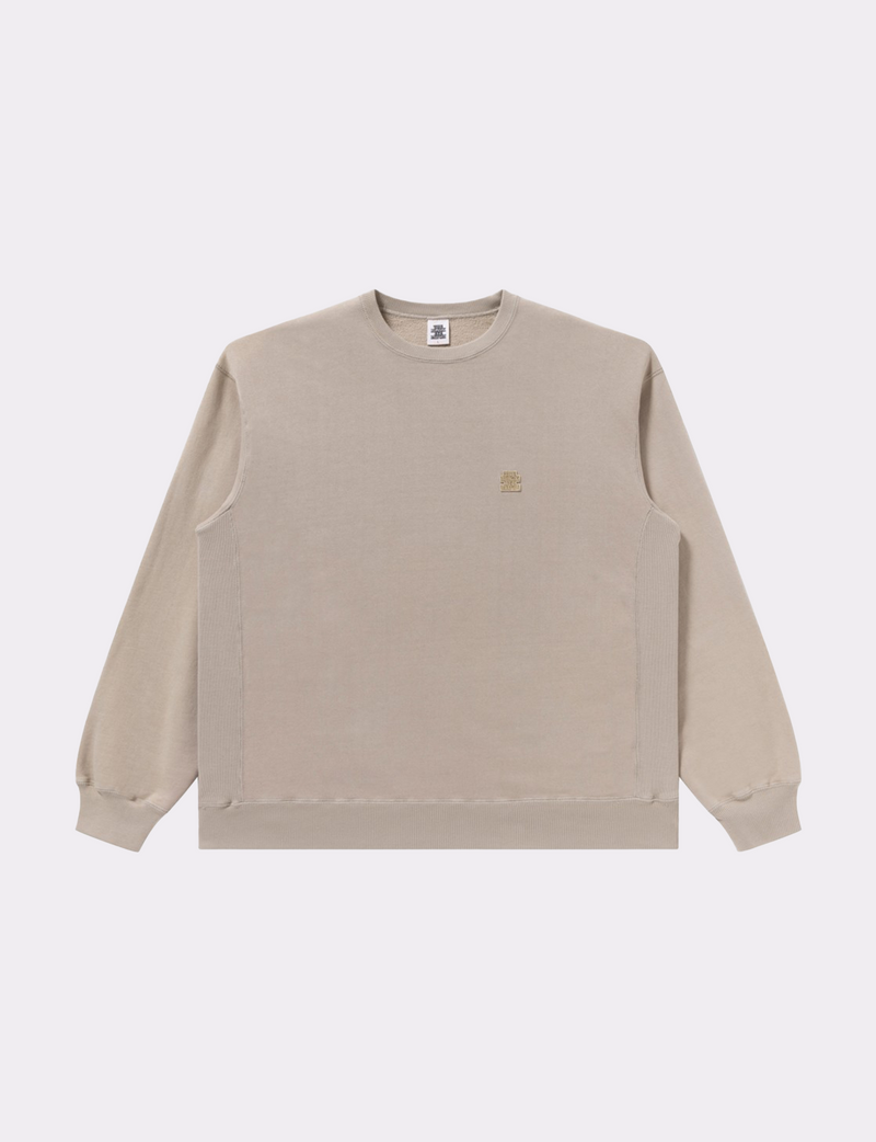 SMALL OG LABEL PIGMENT DYED CREW SWEAT