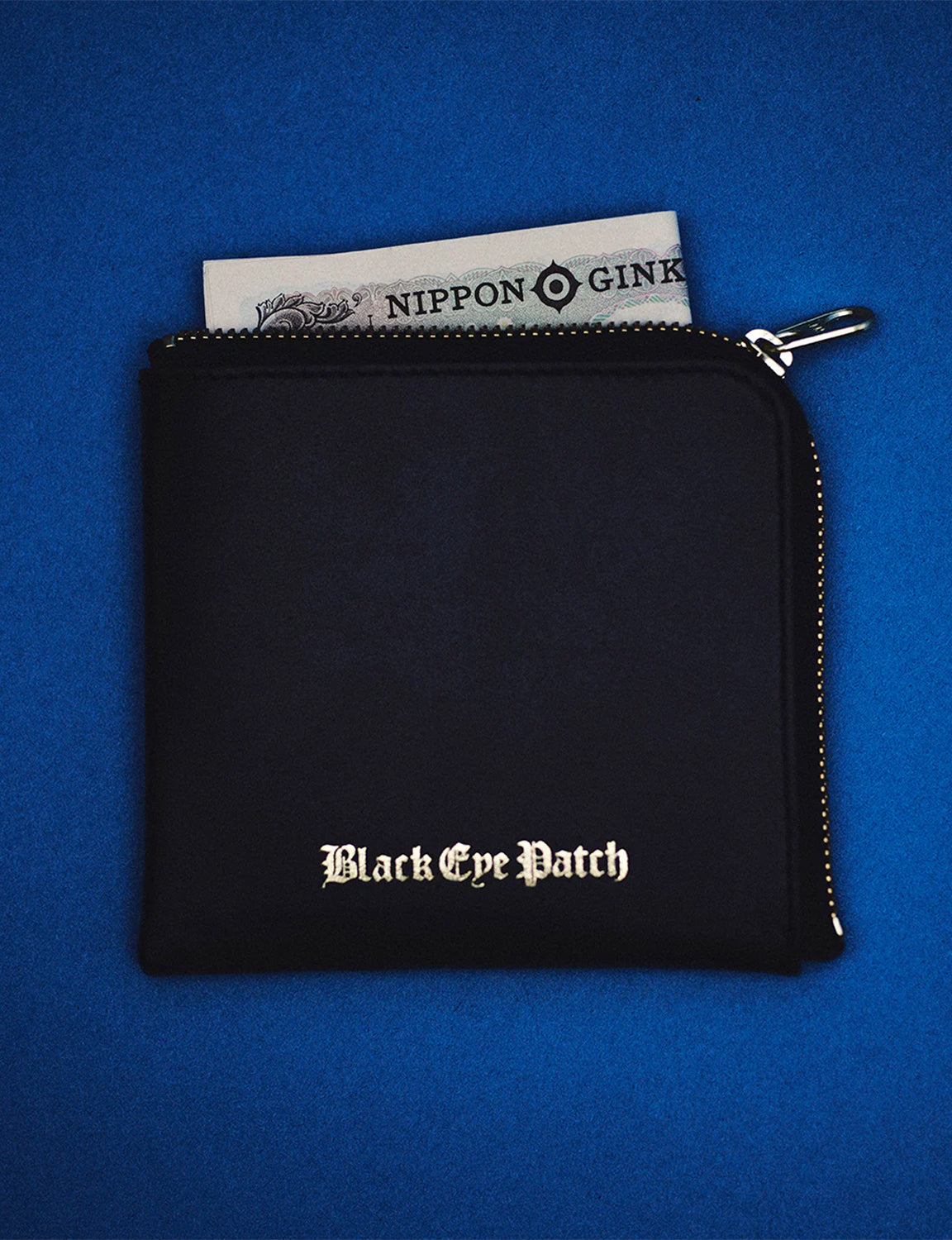OE LOGO LEATHER ZIP WALLET