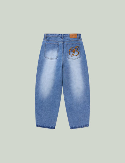 B EMBLEM EXTRA BAGGY JEANS