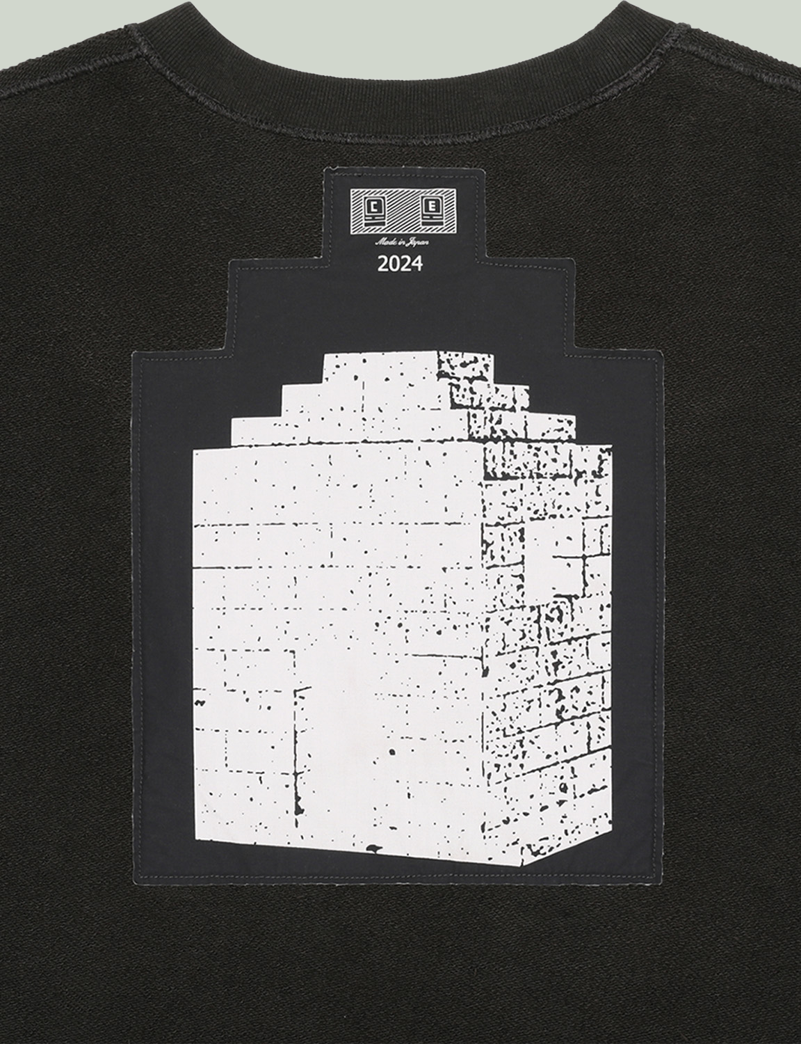 WASHED DIMENSIONS CREW NECK