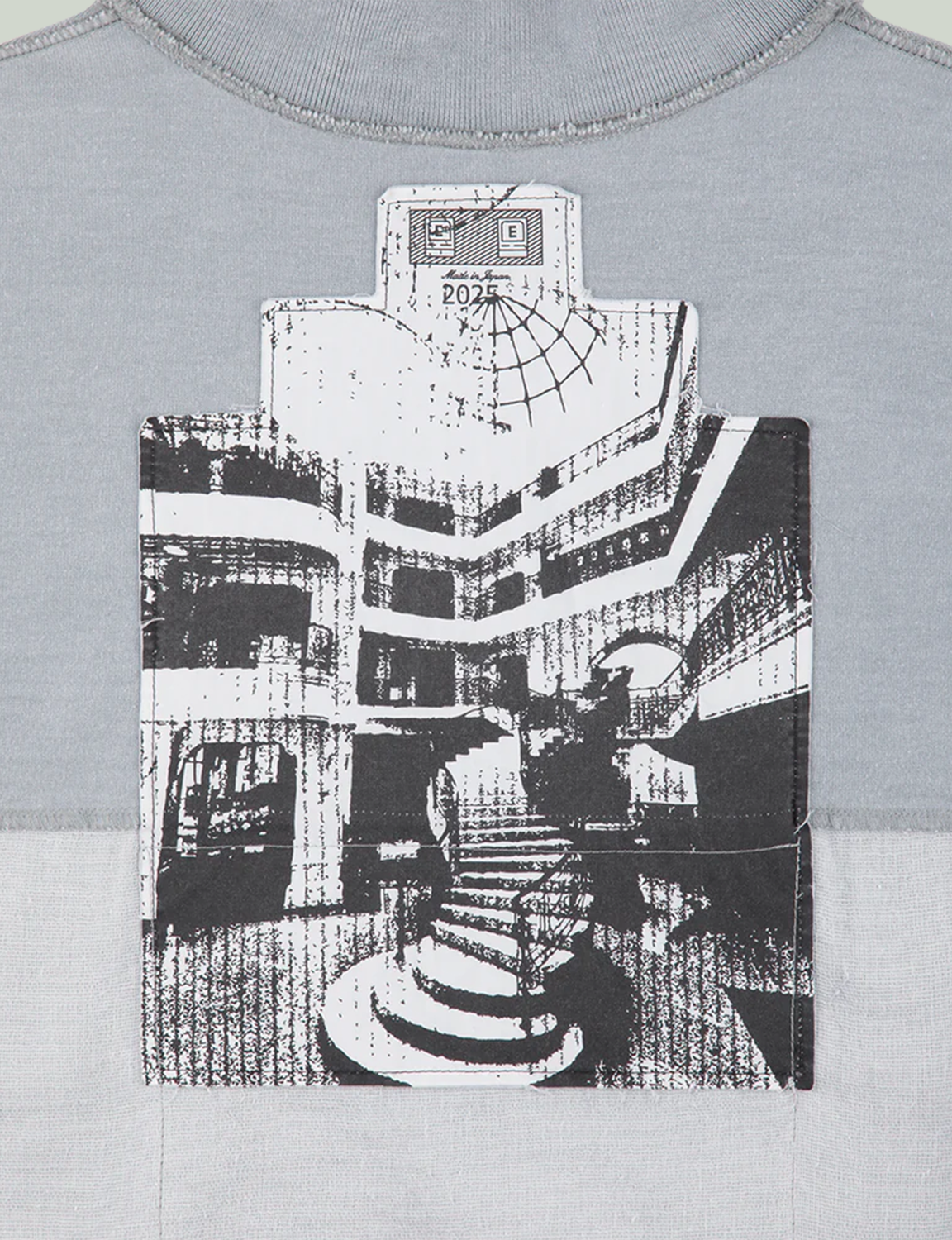 OVERDYE COLLARED LIGHT CREW NECK