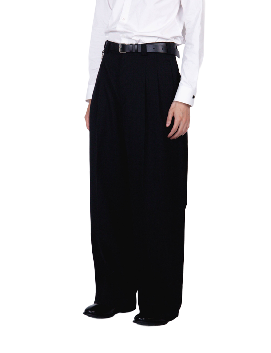 Extra Volumed Tapered Pants / black