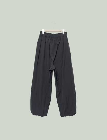 PUMA Baggy Slacks - Black