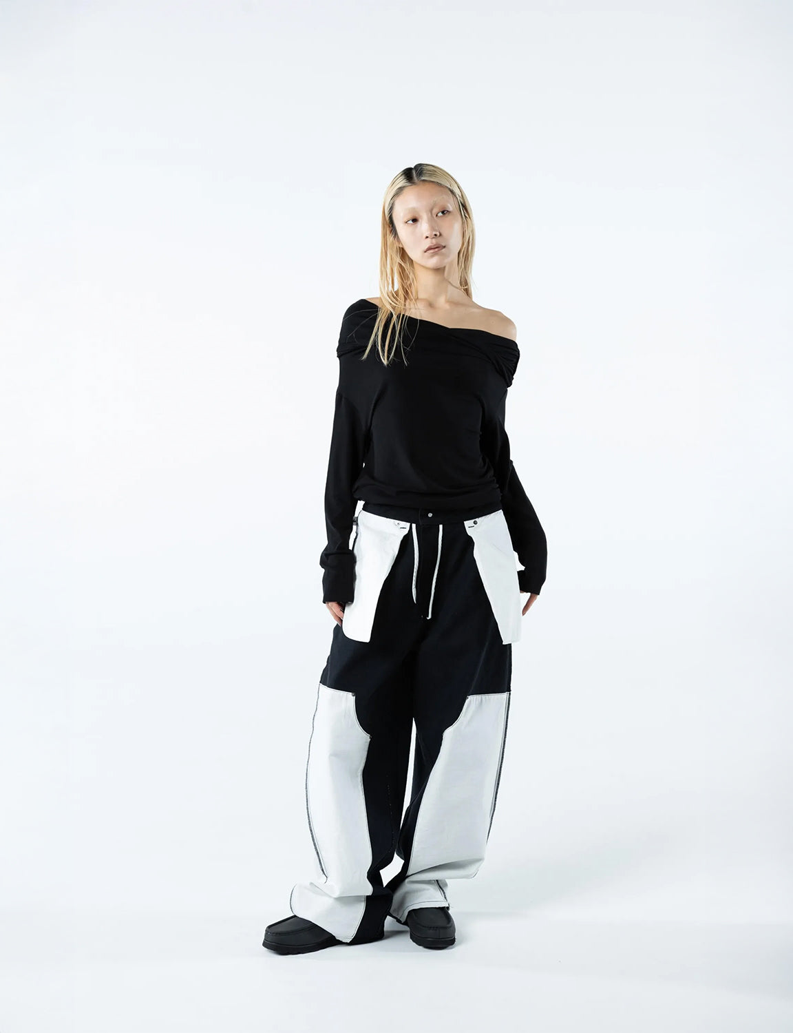 REVERSIBLE DENIM PANTS (BLACK)