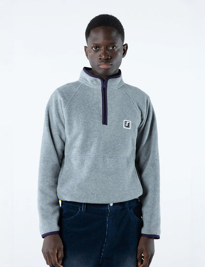 LOVE THE EARTH FREECE♲ (GRAY)