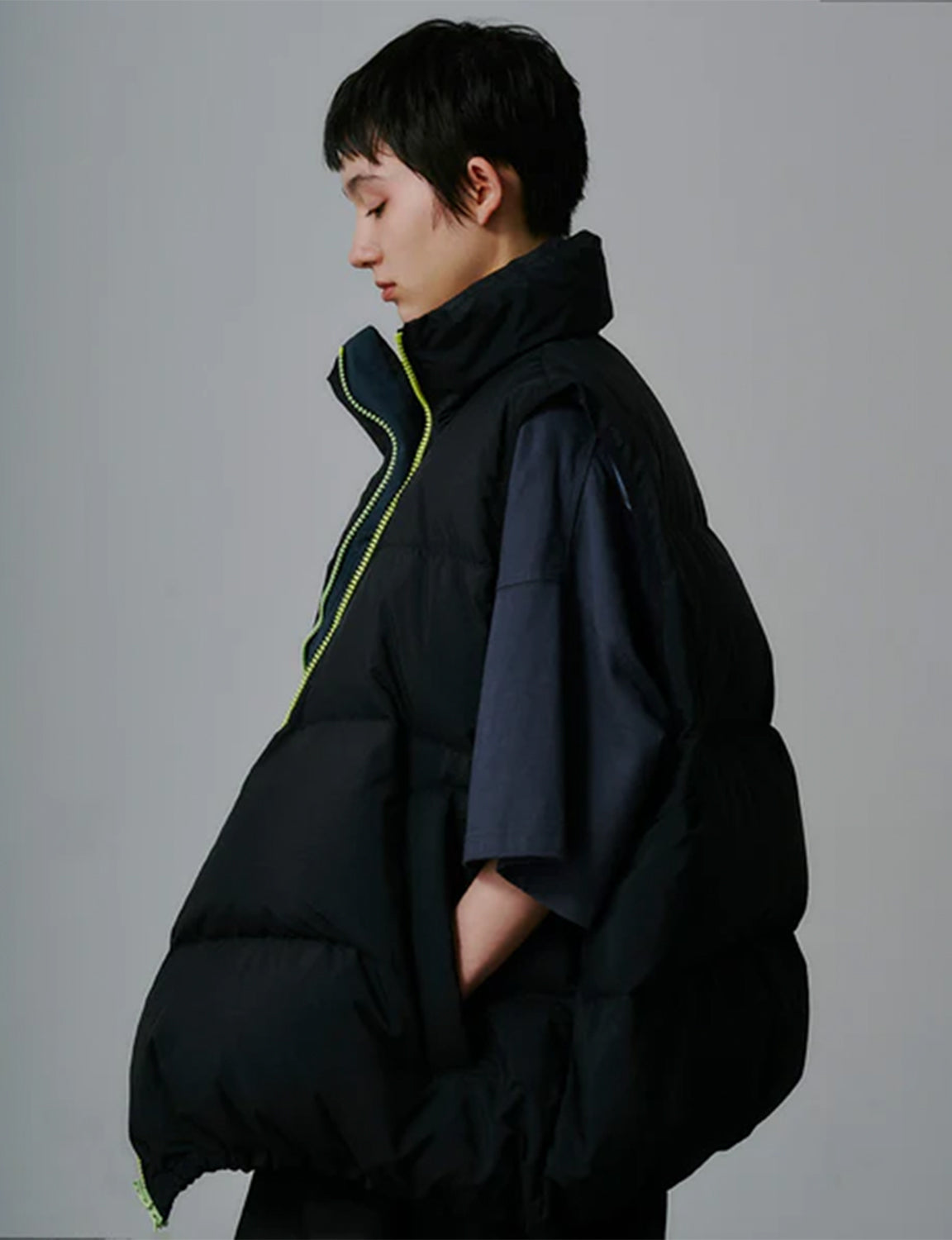 FLOWING DOWN VEST