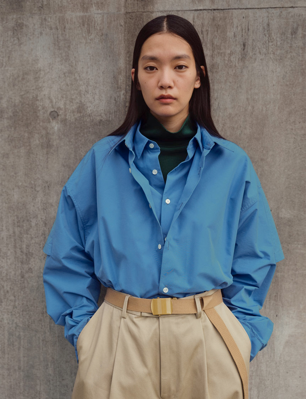 DOUBLE FRONT OVER SIZED SIGNATURE SHIRT