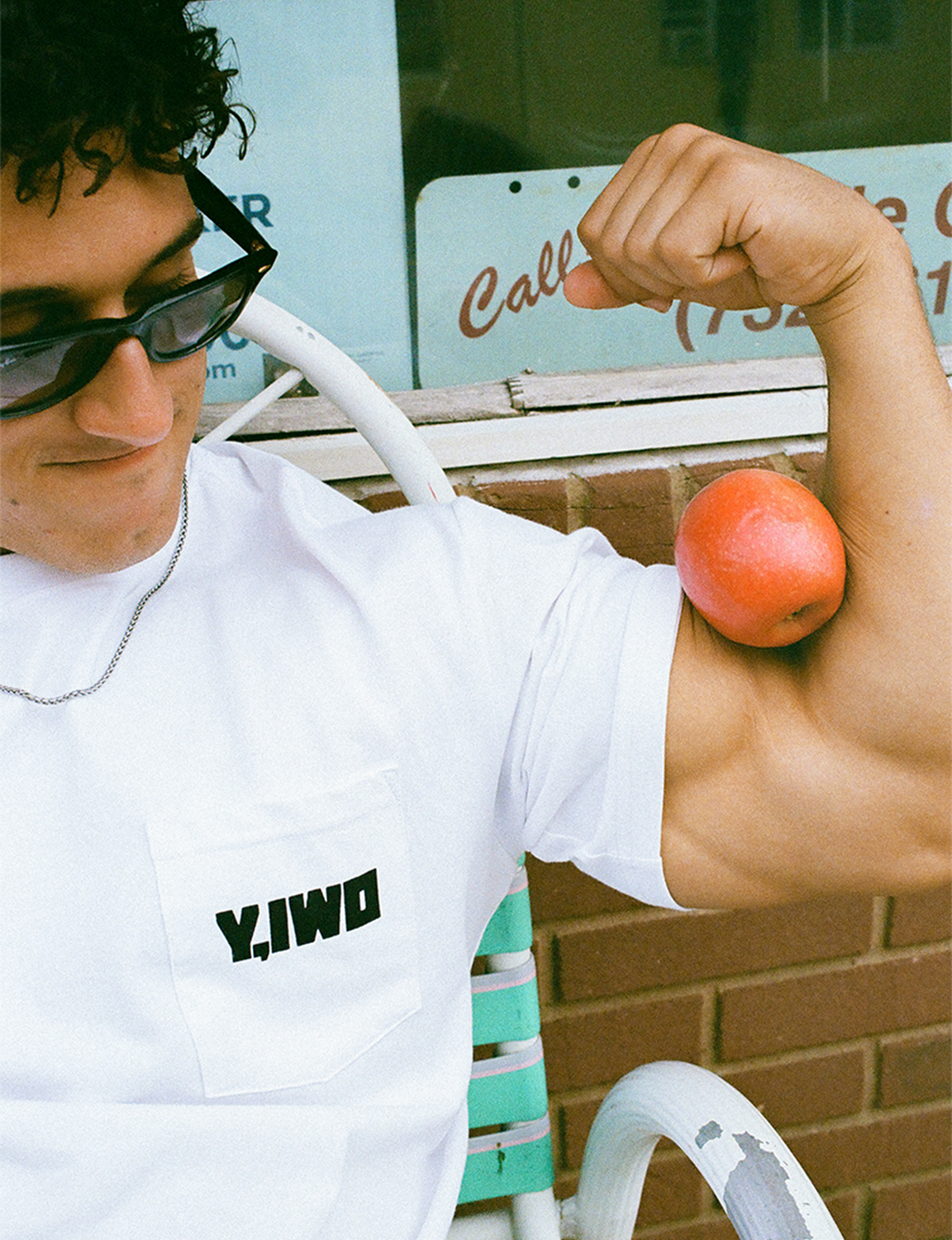 Y,IWO / “THINK BIG” POCKET TEE