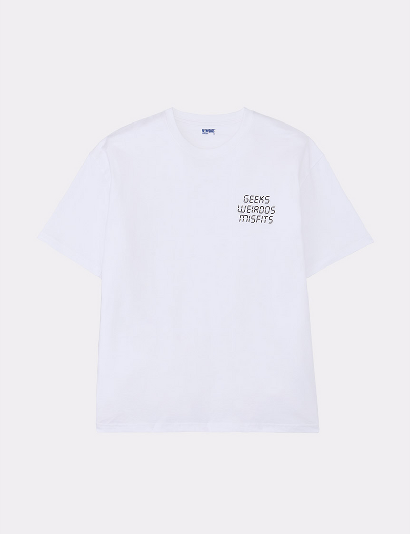 GRAPHIC TEE / GEEKS WEIRDOS MISFITS
