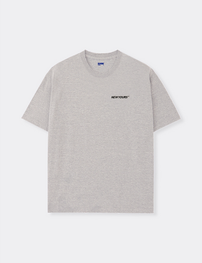 GRAPHIC TEE / NEWYOURS