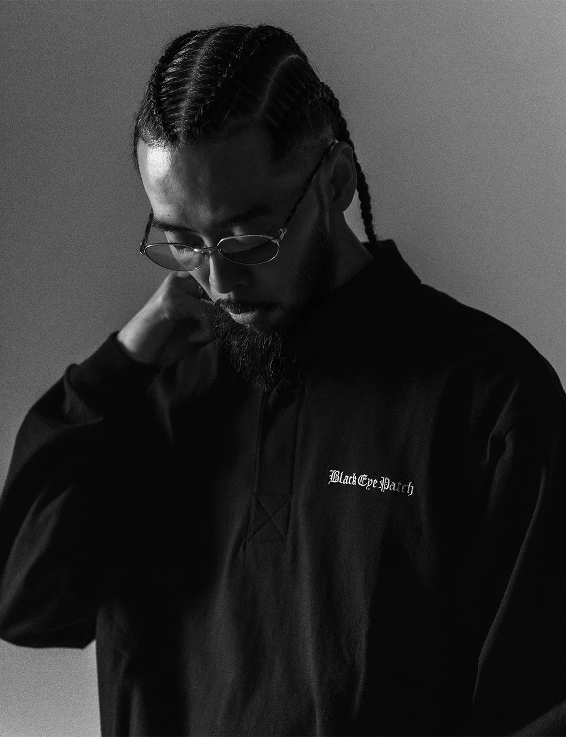 OE LOGO CORDUROY COLLARED RUGBY SHIRT