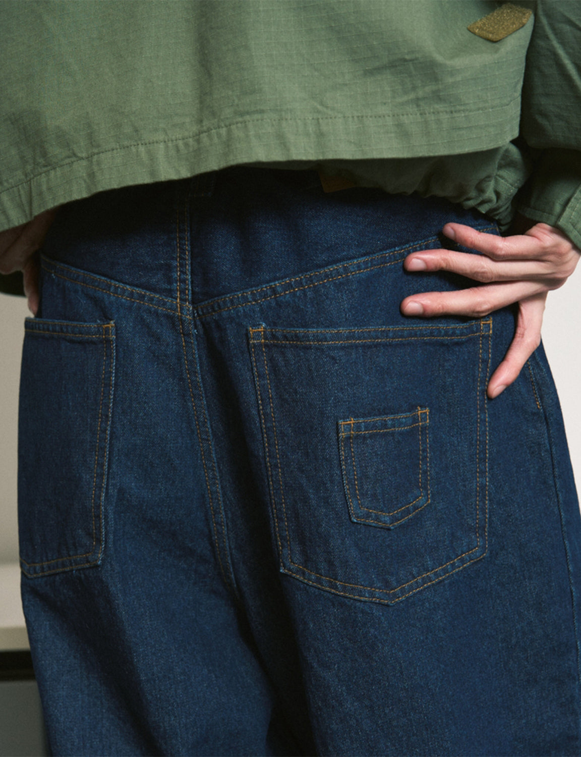 6 POCKET JEANS – NAVY