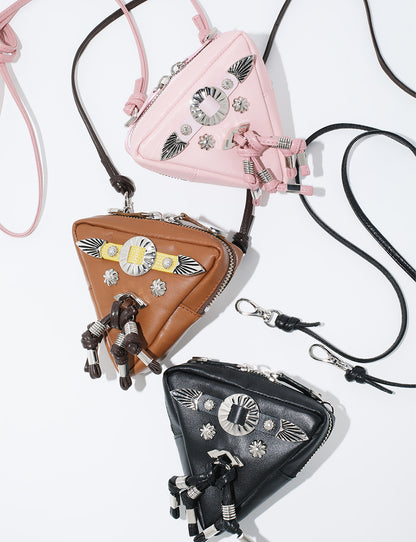 TRIANGLE SHOULDER POUCH